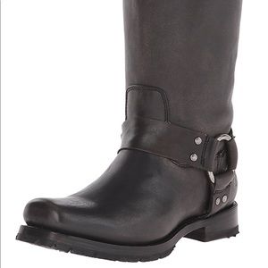 Size 5.5 women’s Heath Harness Frye Boots.